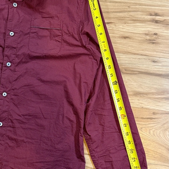 Descendant of Thieves Men’s L Burgundy Dot Button Shirt - Picture 6 of 10